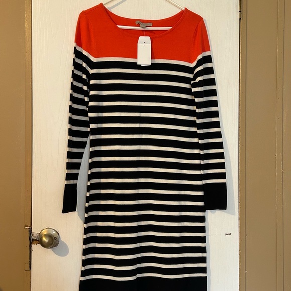 Stripped dress - Picture 1 of 12